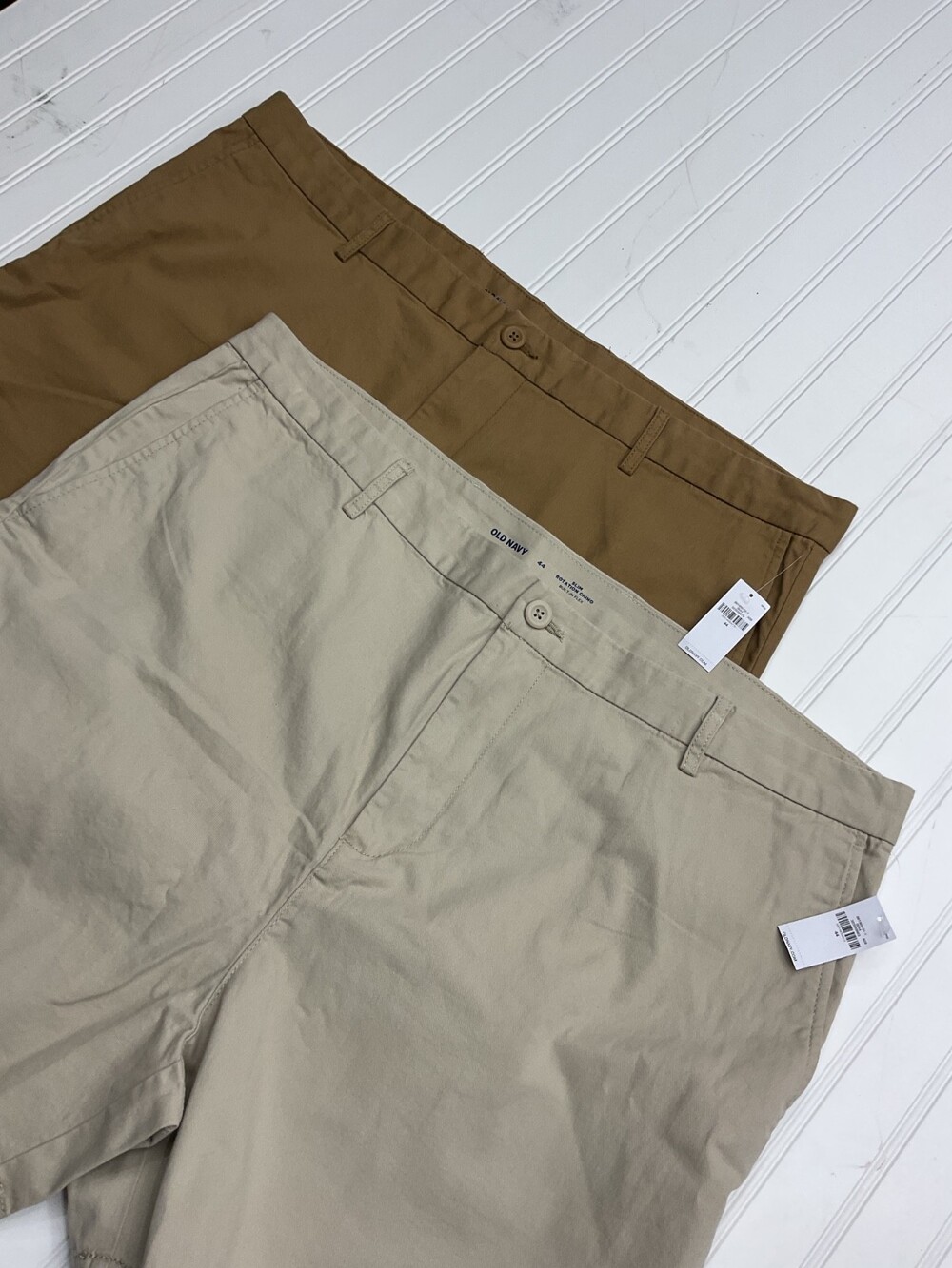 NWT Old Navy Mens Chino Shorts Size 44 Bundle 9" Inseam Flex 2-Pack Value